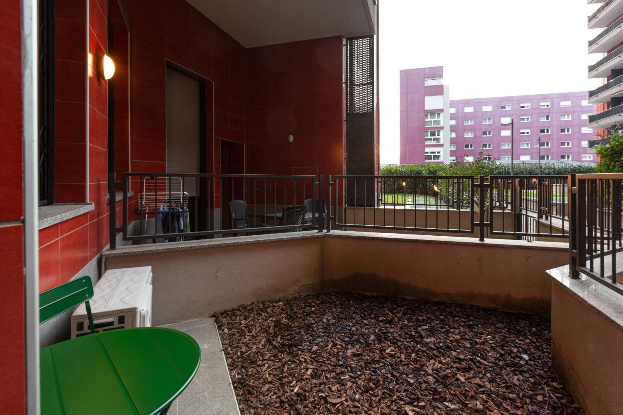 밀라노 Cozy Corner With Balcony And Private Garage! 아파트 외부 사진